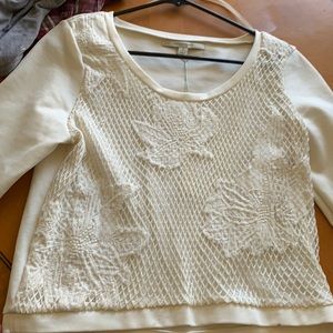 Cream/Off white sweater